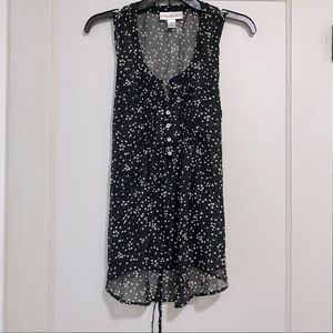 Motherhood Maternity sleeveless blouse. Size M